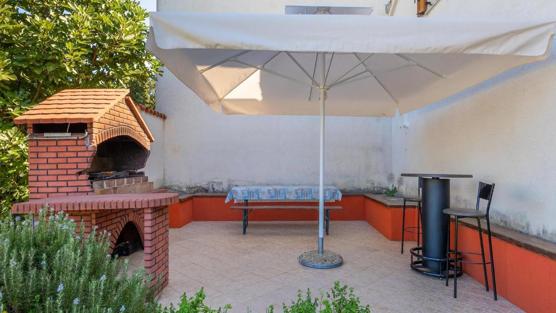 Boutique Holiday Home With Pool In Egotici Segotici 0*,  Croácia