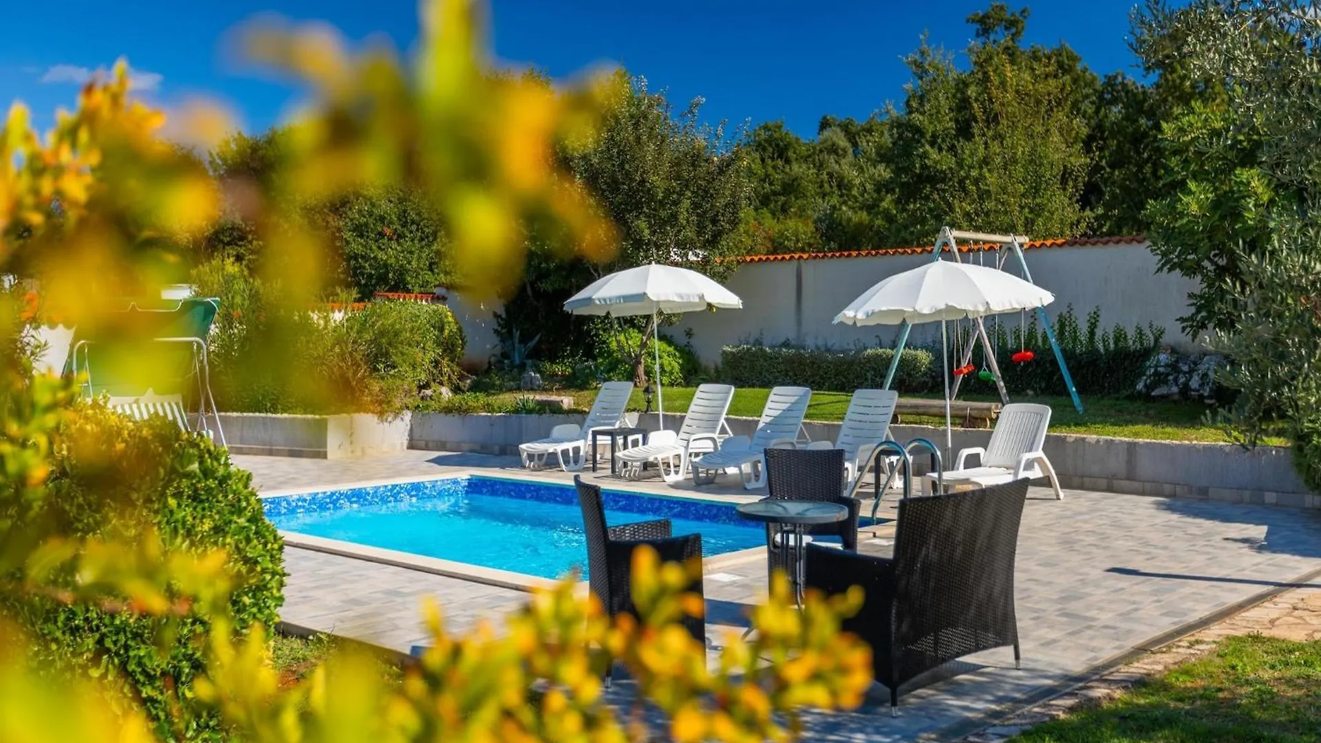 Boutique Holiday Home With Pool In Egotici Segotici